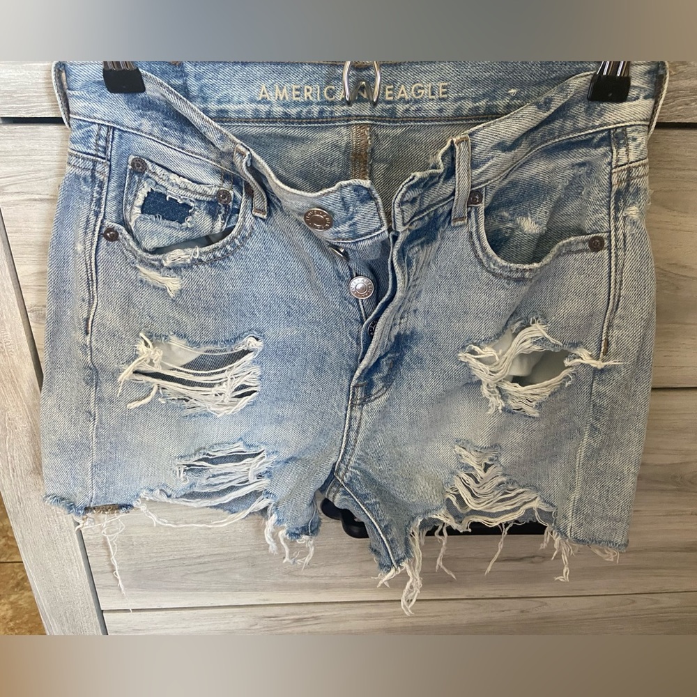 American eagle distress short